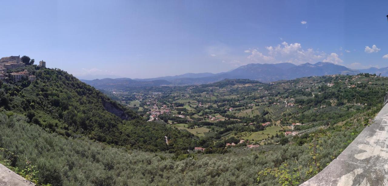 La Casina Gialla Villa Veroli Luaran gambar